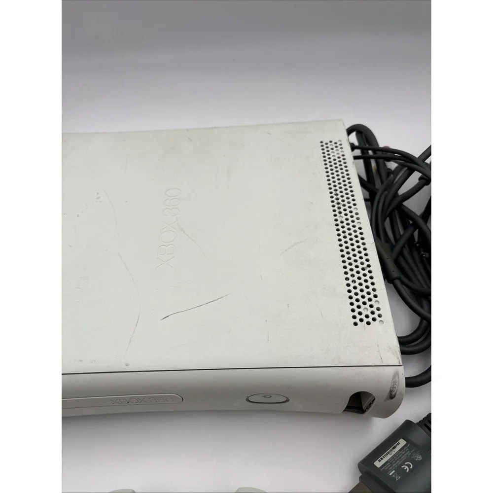 Microsoft Xbox 360 White Console Bundle Controller 16GB HDMI Tested Working